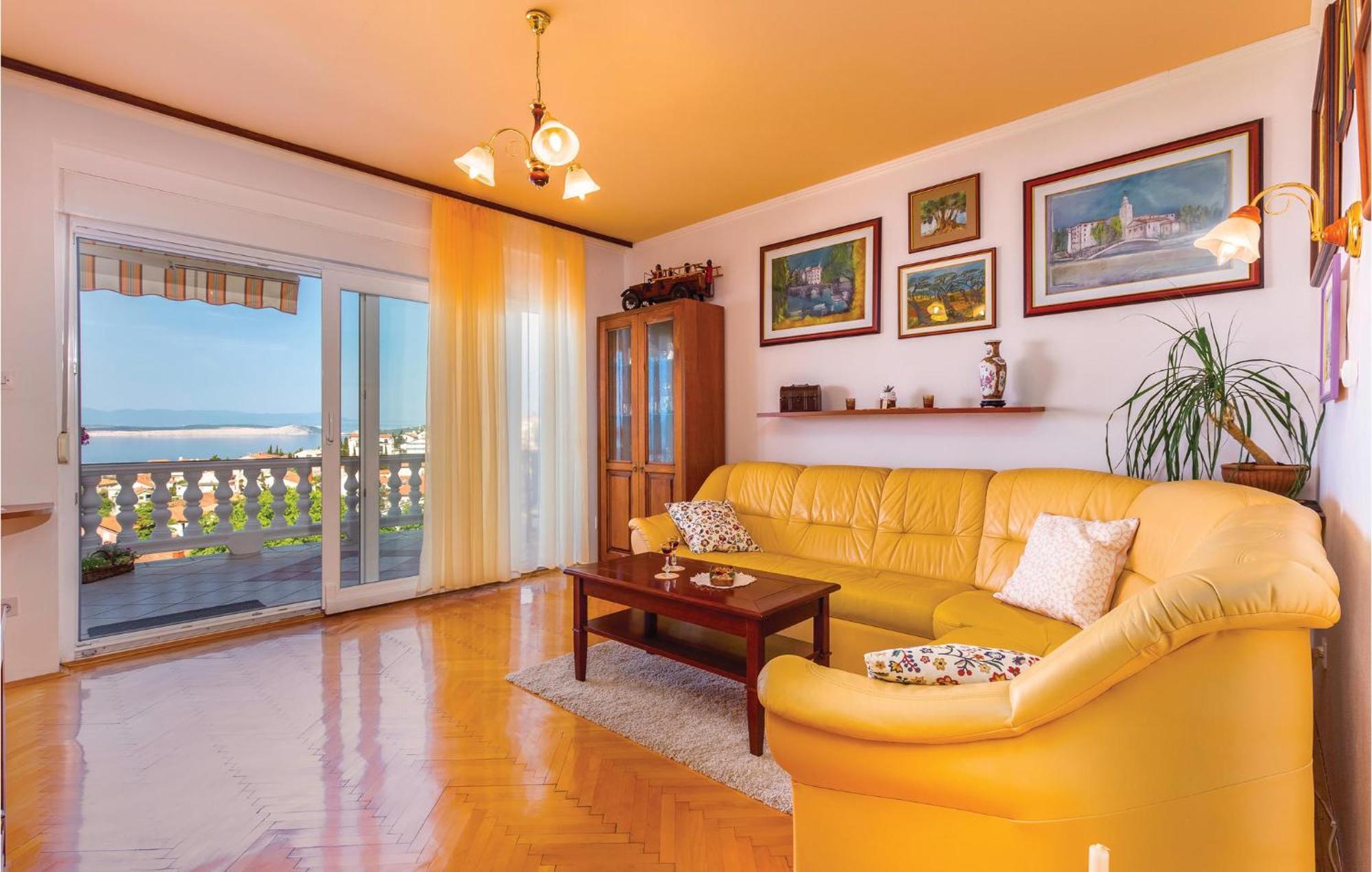 Beautiful Apartment In Crikvenica With Jacuzzi 外观 照片