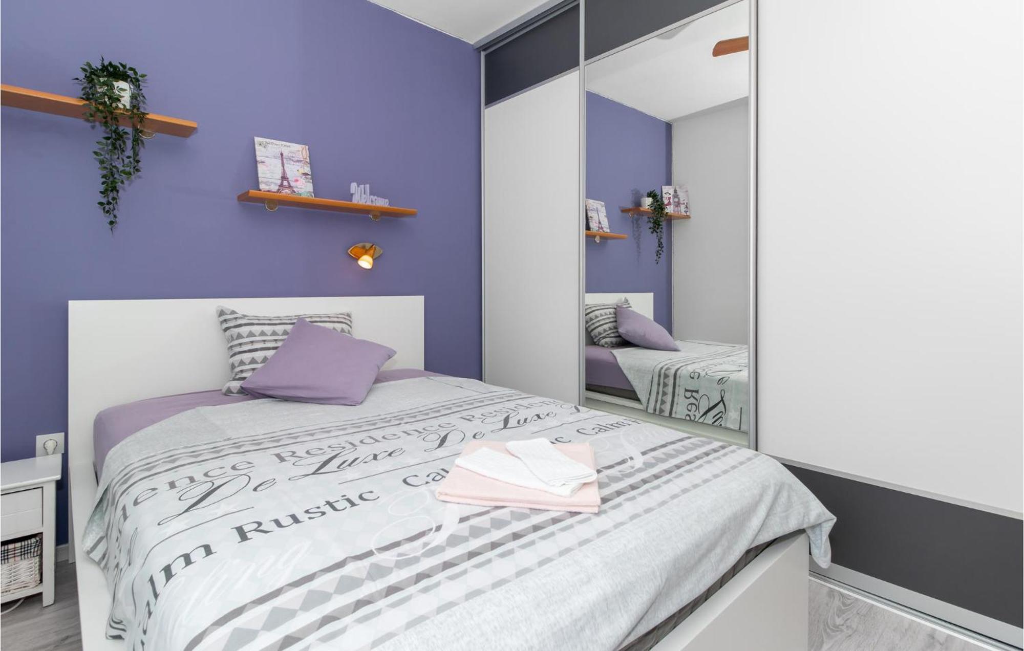 Beautiful Apartment In Crikvenica With Jacuzzi 外观 照片